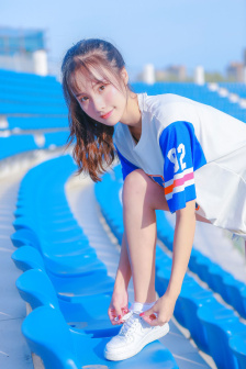 电影隔壁的女孩